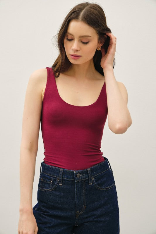 Basic Scoop Tank Merlot