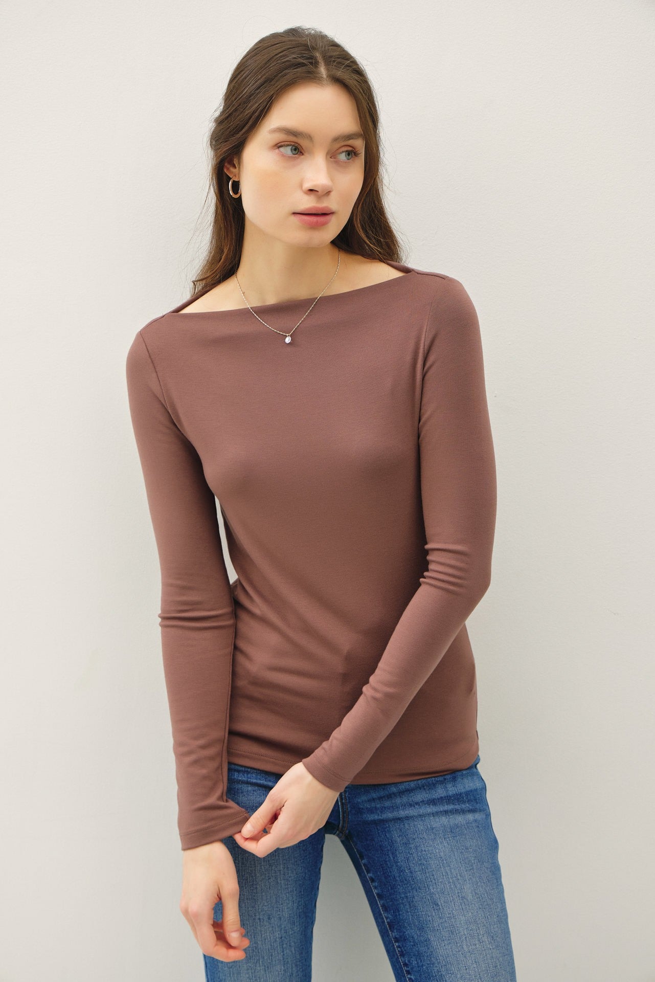 Basic Boat Neck Long Sleeve Brown
