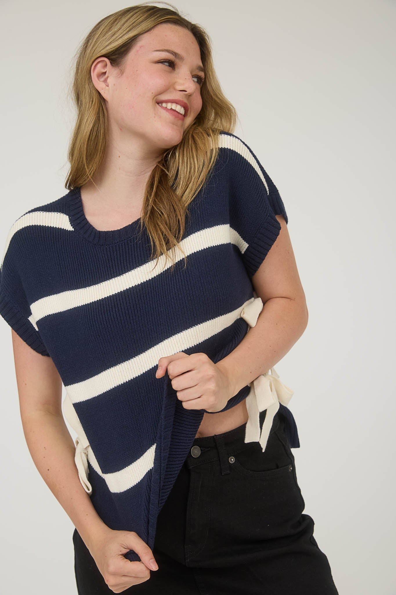Gentry Short Sleeve Sweater Navy
