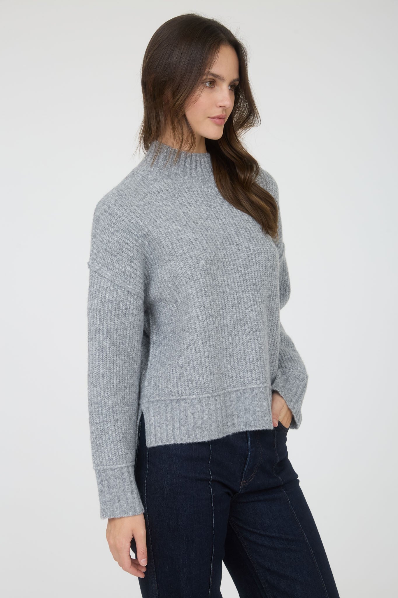 Holt Sweater Grey