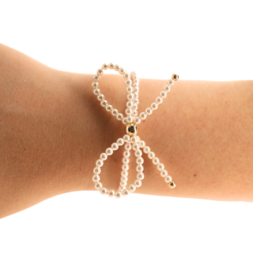 Pearl Bow Bracelet: Standard 6.75 inch