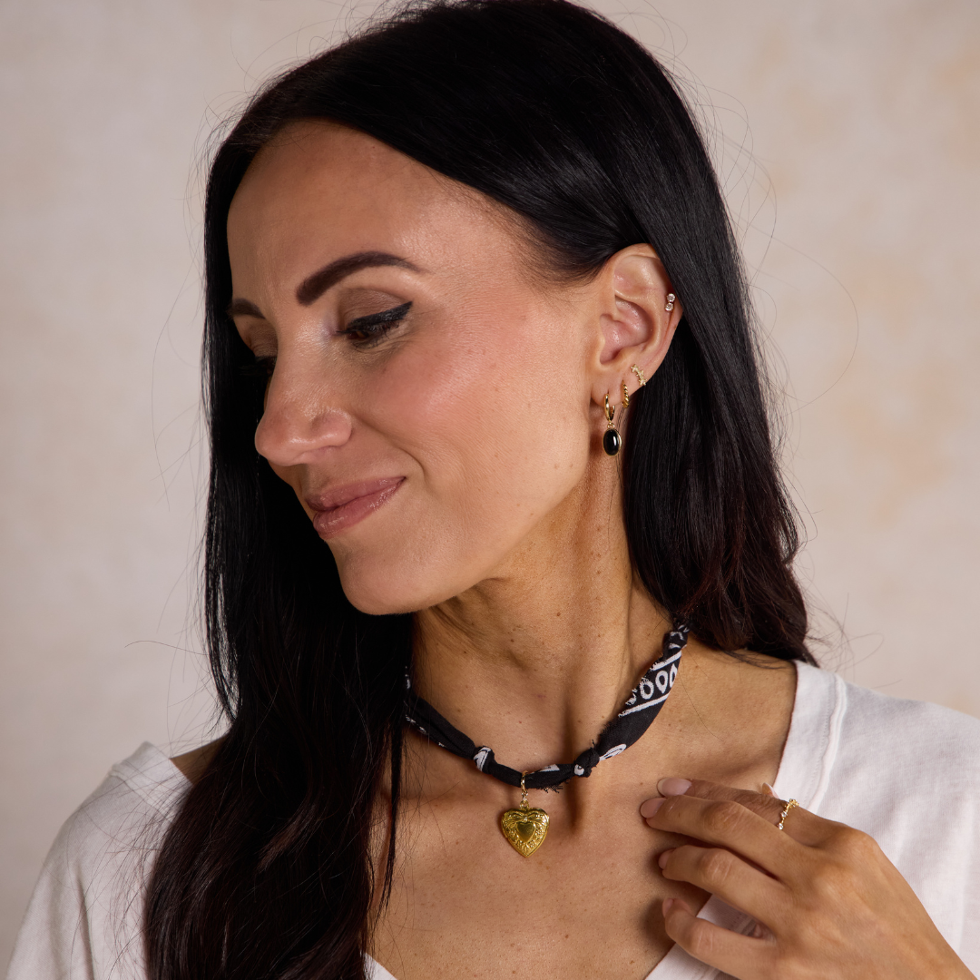 Black Bandana Necklace: Medium Heart Locket Black