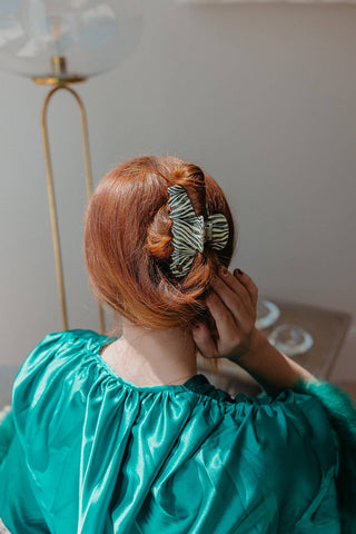 KAXI X Whitney Leavitt House of Her Zebra Claw : OVERSIZED