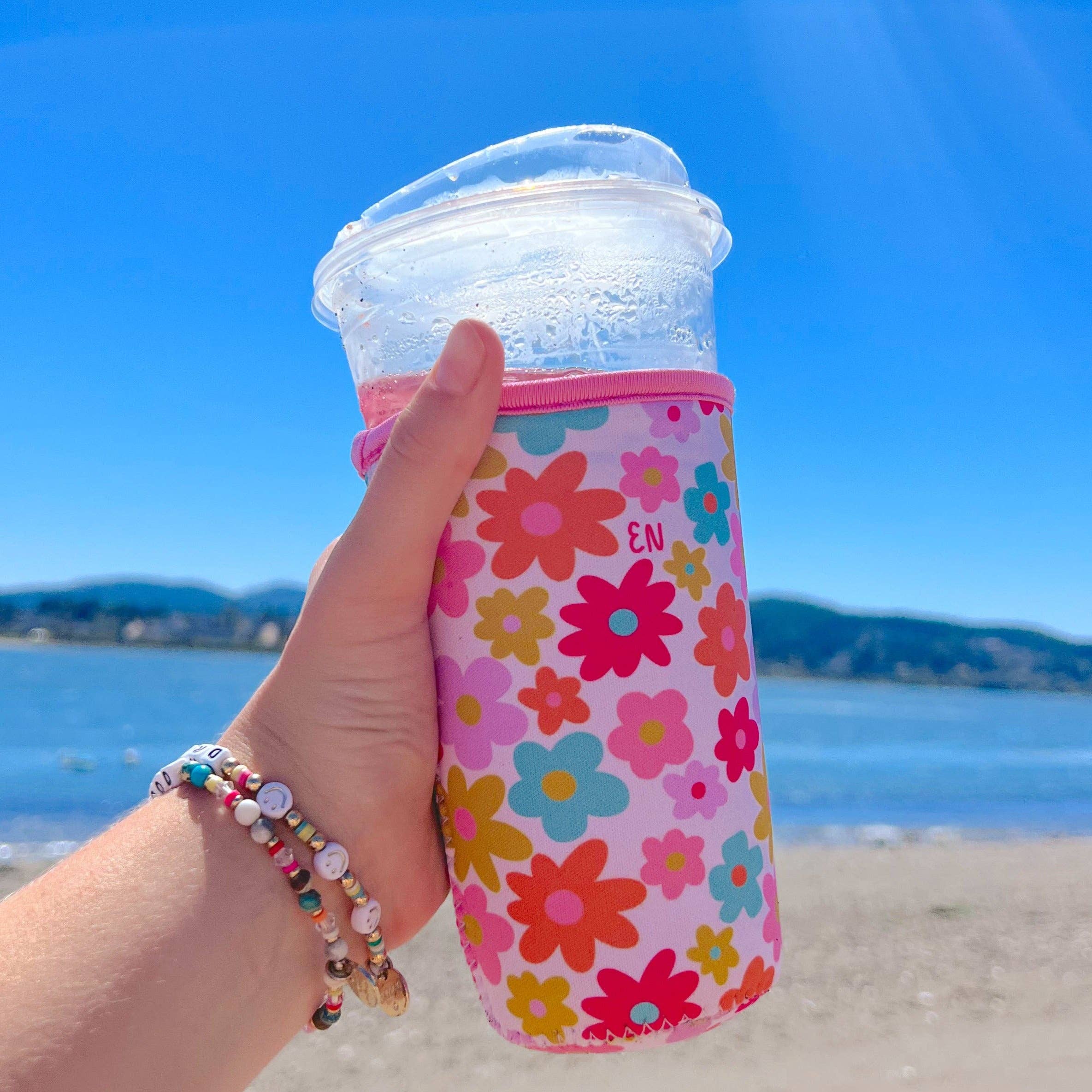 Cutie Cup Cover - Retro Florals - Iced Drink Sleeve: Large 24oz