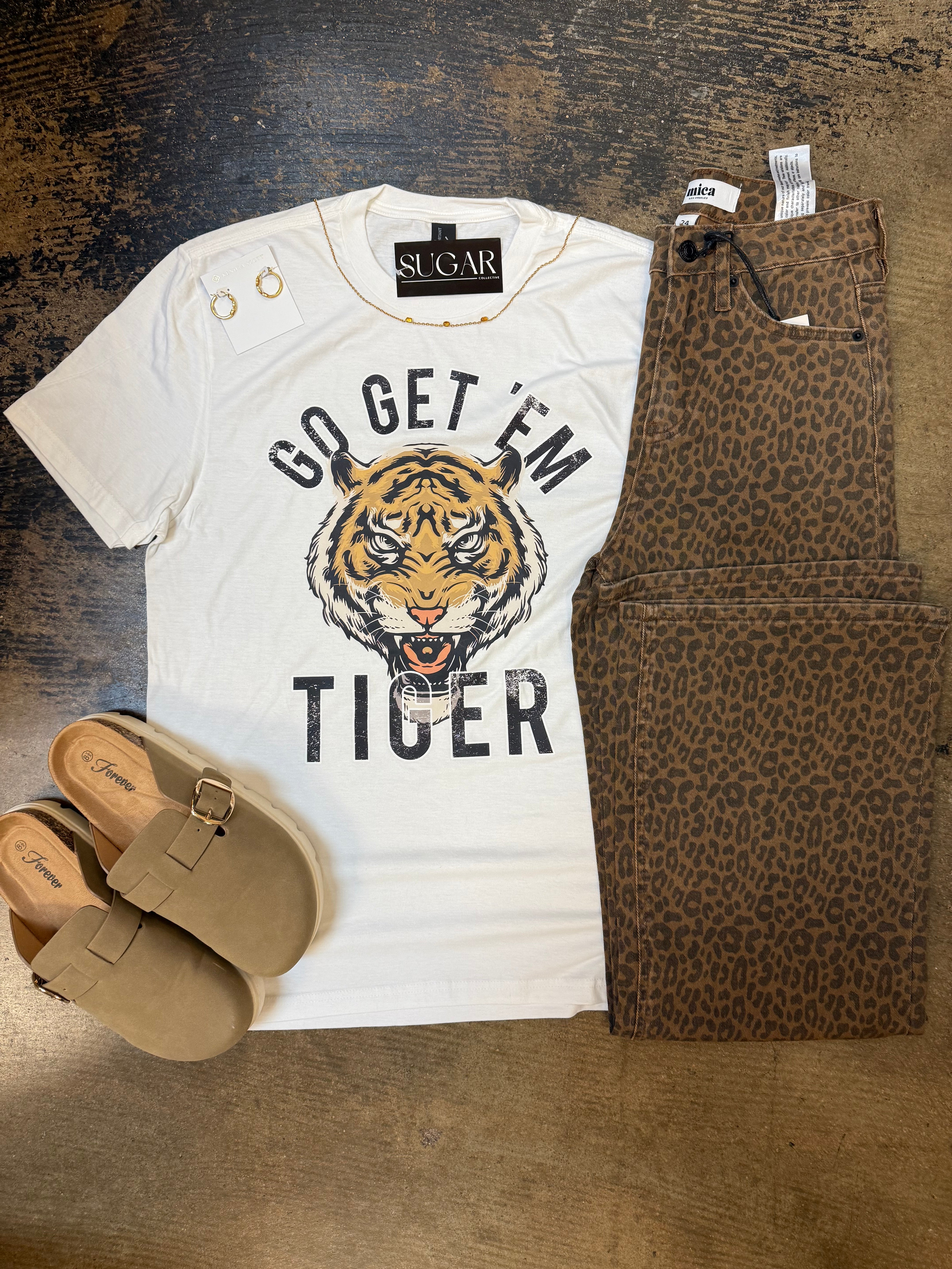 EYE OF THE TIGER: WHITE