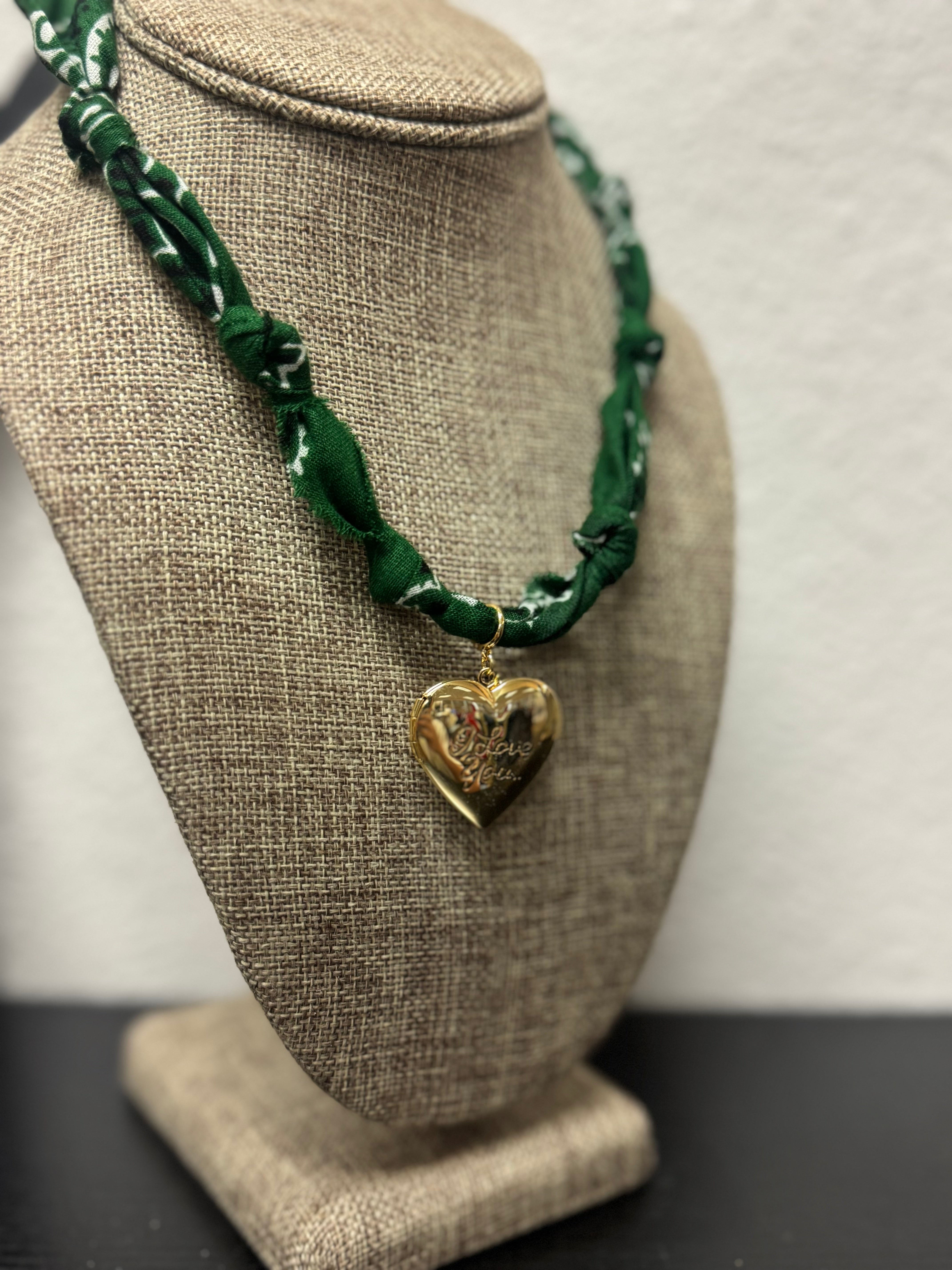 Dark Green Bandana Necklace: Gold Sunburst Heart Charm / Dark Green