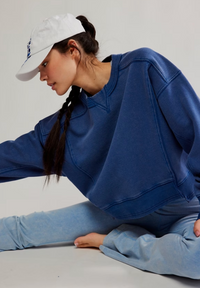 Intercept Pullover Black Grape