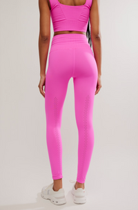 Good Karma Leggings Fuchsia Flirt
