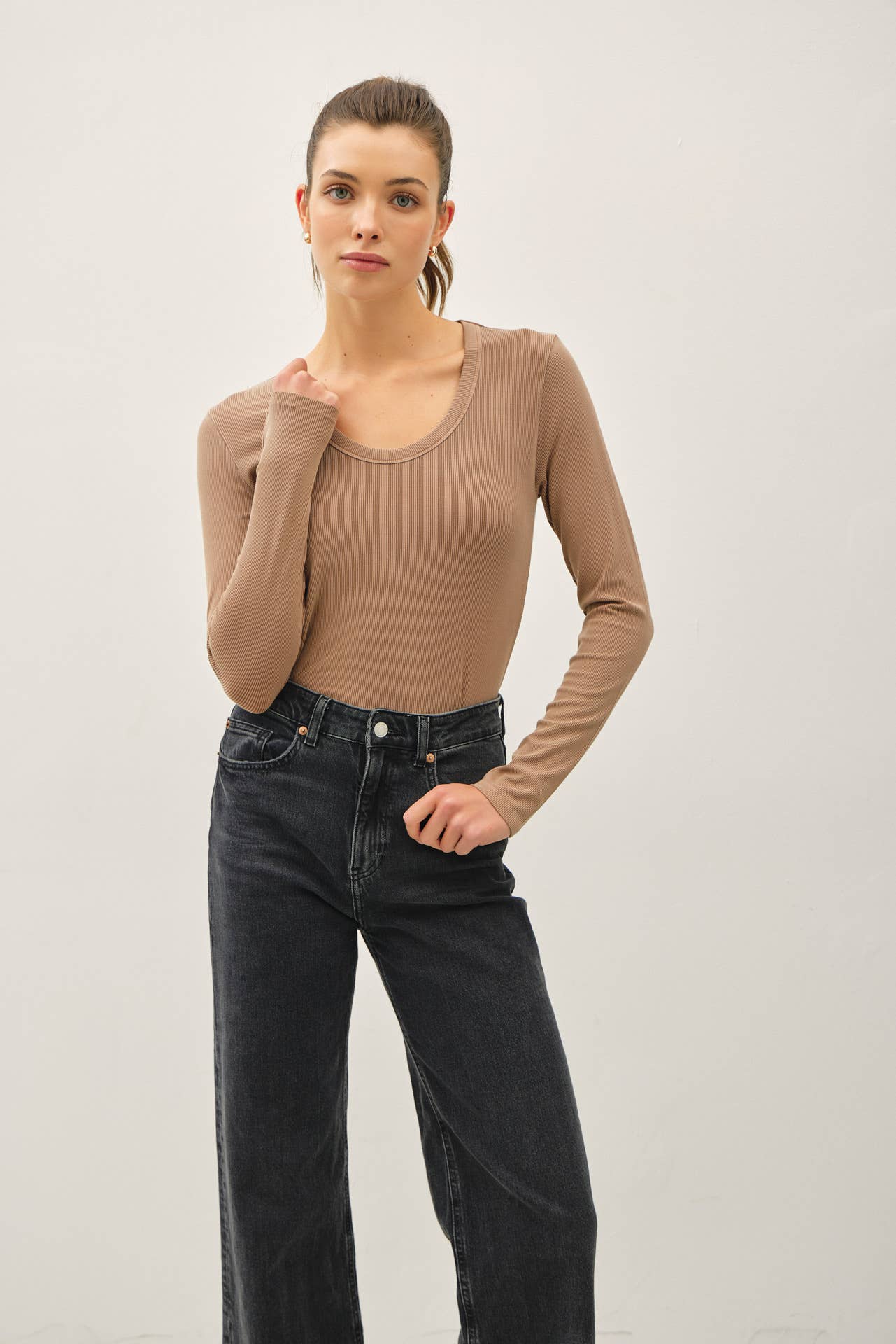 Essential Long Sleeve Dark Taupe