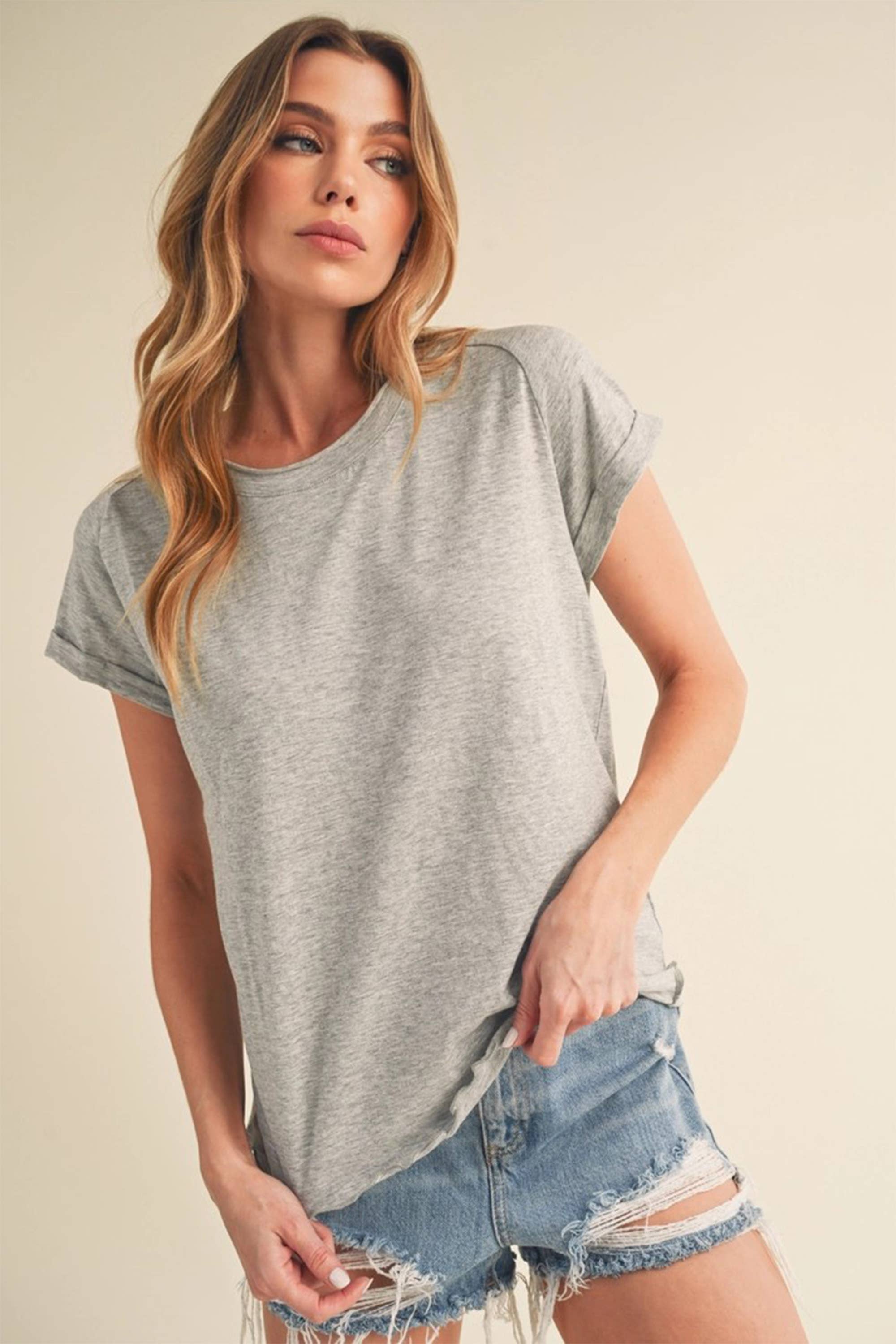 Gwen Tee Golden