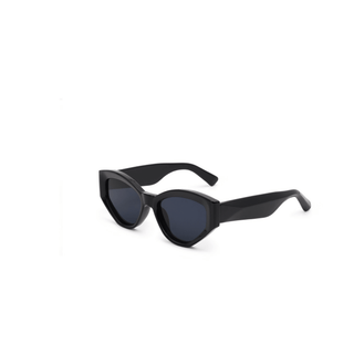 Classic Cat - Eye Sunglasses in Tortoiseshell: Black - Sugar Co.