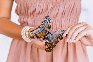 Classic Hair Clip | Large | Tortoise - Sugar Co.