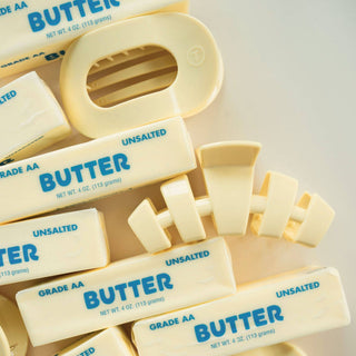 Classic Hair Clip | Medium | Butter Yellow - Sugar Co.