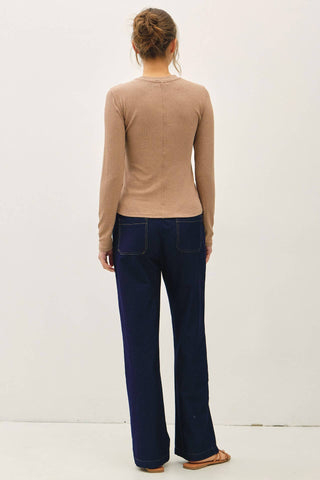 Core Ribbed Crewneck Long Sleeve Hazelnut - Sugar Co.