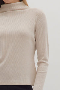 Refined Ribbed Mock Neck Pearl
