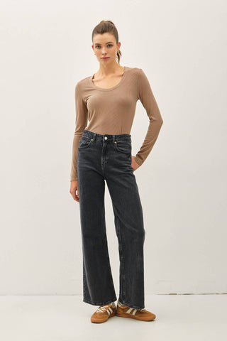 Essential Long Sleeve Dark Taupe - Sugar Co.