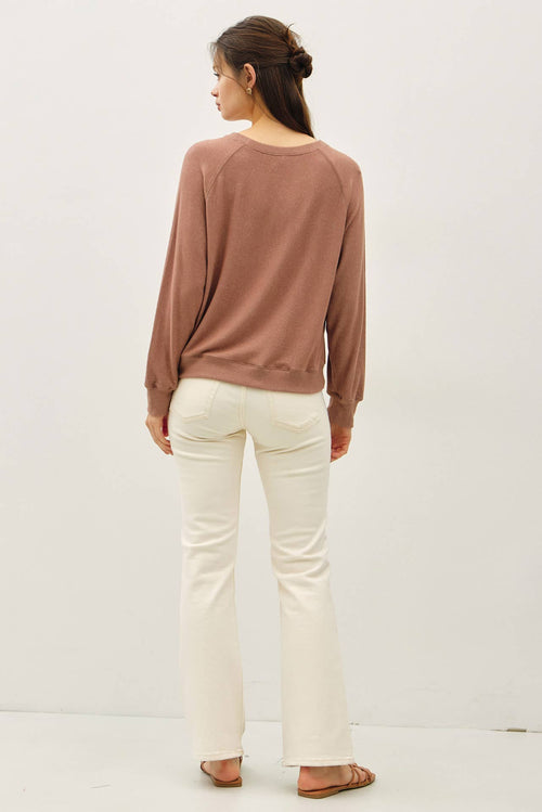 Essential Raglan Chestnut Oatmeal - Sugar Co.