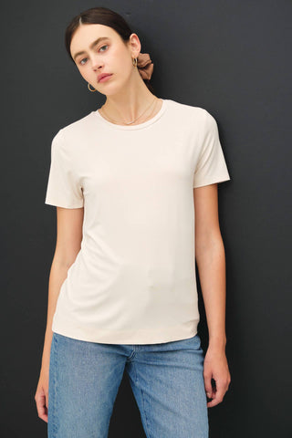 Essential Smooth Tee Black - Sugar Co.