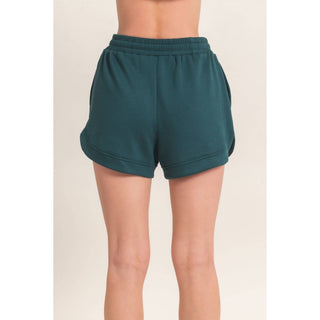 Everyday Essential Shorts Deep Green - Sugar Co.