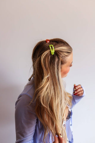 JELLY MINI LAY DOWN CLAW: YELLOW - Sugar Co.