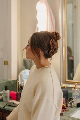 KAXI WAVY MIDI HOLD EVERYTHING CLAW: DARK BROWN - Sugar Co.