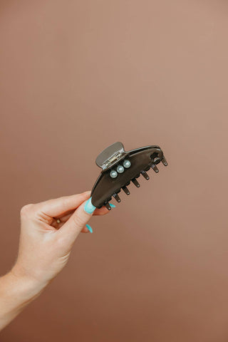 KAXI X Whitney Leavitt House of Her - Brown with Pearl Claw: OVERSIZED - Sugar Co.
