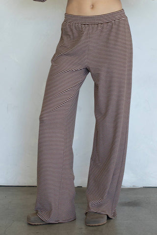 Levi Pants in Brown - Sugar Co.