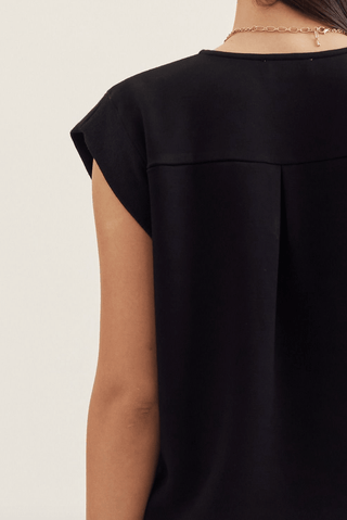 Must Have Tee Black - Sugar Co.