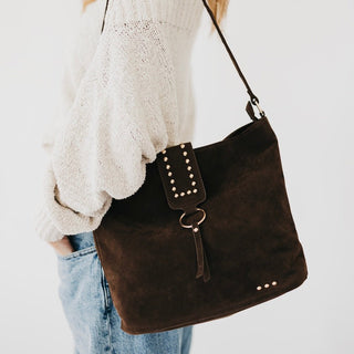Pretty Simple | Rosemary Suede Bucket Bag Chocolate - Sugar Co.